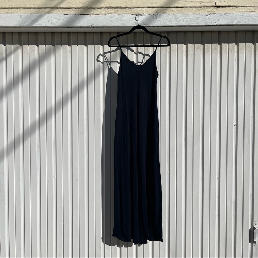 Demylee navy knit sleeveless‎ maxi dress